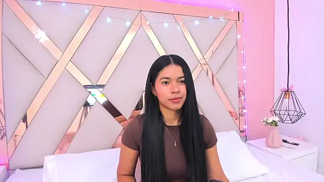 Snapshot of samantaa_shy chatting on June 2026 04:19:02 AM samantaa shy online show from June 2026 04:19:02 AM