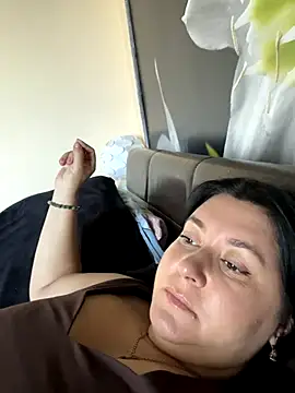 Liza Will online show from September 2025 08:04:02 AM