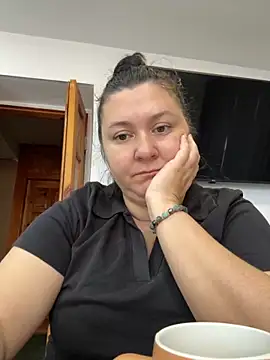 Liza Will online show from November 2025 09:24:01 AM