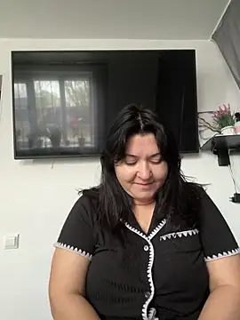 Liza Will online show from December 2025 08:08:01 AM