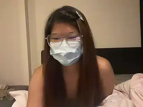 sweetguay9871 online show from February 2026 04:18:01 PM