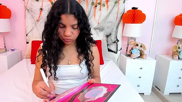 LittleeStar online show from October 2025 03:37:02 AM