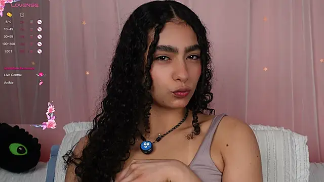 Victoria Curly online show from September 2025 04:06:02 PM