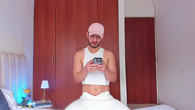 Snapshot of Dark_beauty2 chatting on October 2025 03:53:01 PM Dark beauty2 online show from October 2025 03:53:01 PM