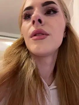 Snapshot of AriaAdda chatting on March 2026 04:13:02 PM AriaAdda online show from March 2026 04:13:02 PM