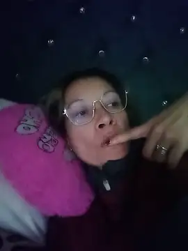 Snapshot of Chriss_girl_of_imaginatio chatting on June 2026 09:15:01 PM Chriss girl of imaginatio online show from June 2026 09:15:01 PM