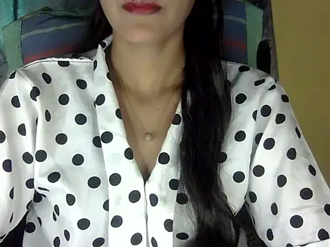 zara Khan0 online show from October 2025 03:31:02 AM