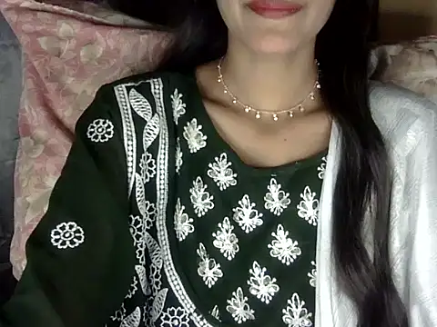 zara Khan0 online show from October 2025 03:24:02 PM