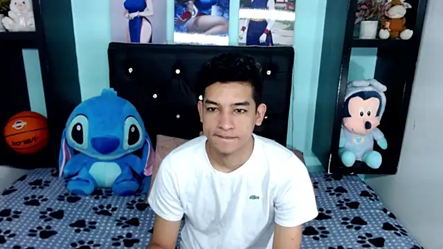 x oliver x online show from October 2025 03:10:02 AM