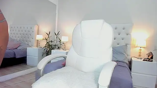 ScarlettGonzalez  online show from October 2025 08:03:02 PM