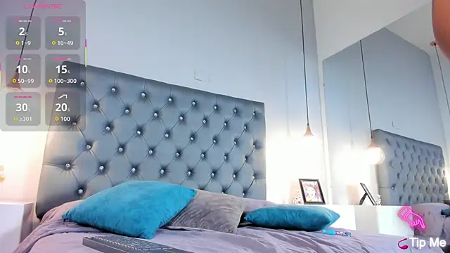 ScarlettGonzalez  online show from October 2025 12:06:01 PM