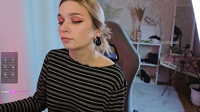 Lucyinthesheets online show from September 2025 04:28:02 PM
