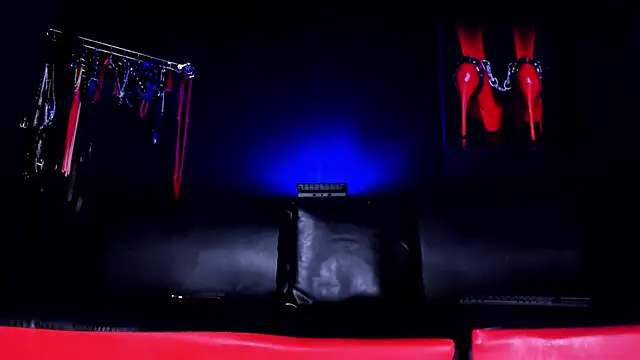 isabellestone online show from December 2025 11:02:01 PM