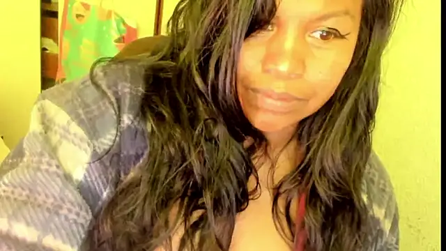 Snapshot of ebonylouissexyhot chatting on September 2025 09:26:01 PM ebonylouissexyhot online show from September 2025 09:26:01 PM