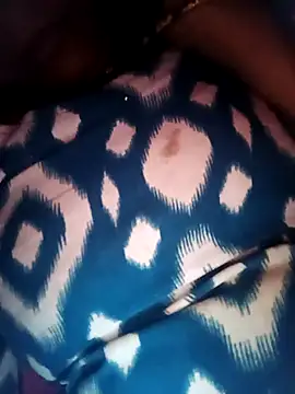 Snapshot of Reeta-rani chatting on October 2025 02:09:01 PM Reeta-rani online show from October 2025 02:09:01 PM