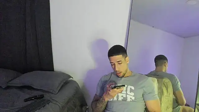 ThiagoLugo online show from November 2025 07:22:02 AM