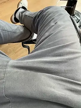 Mrdim26 online show from October 2025 03:00:01 PM