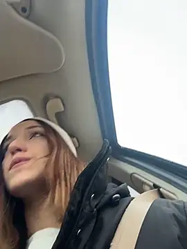 DollyTall online show from December 2025 07:14:02 AM