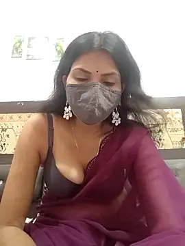 Yourhotsweetgirl online show from September 2025 05:47:02 PM