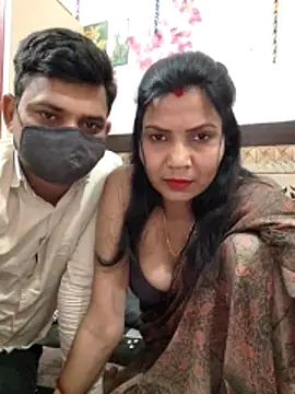 Yourhotsweetgirl online show from February 2026 04:50:01 PM