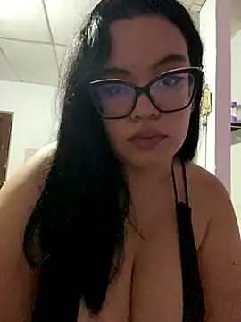 Emily Taylor2 online show from September 2025 01:53:01 AM