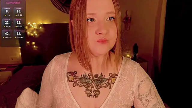 NaomiRey1 online show from November 2025 05:15:01 PM