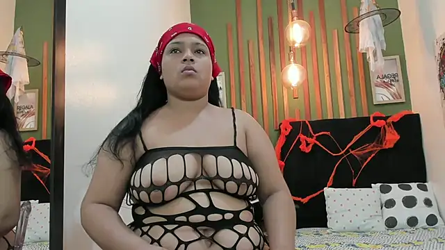 Laura Sex19 online show from November 2025 12:05:02 PM