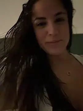 heyitsmadig online show from October 2025 11:19:01 AM