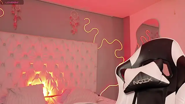 Megan  cole1 online show from January 2026 03:41:01 AM