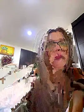 KoraSweett online show from January 2026 06:32:02 PM