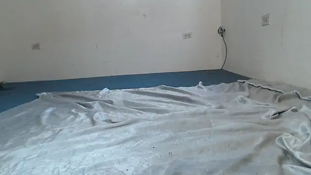 BlondZilla online show from November 2025 03:45:02 PM