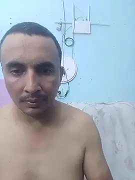 miroqui143 online show from January 2026 11:03:02 PM