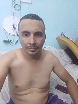 miroqui143 online show from February 2026 01:10:02 AM