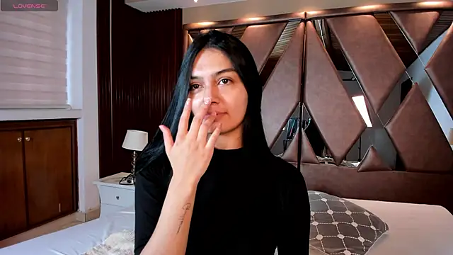 AidaJones online show from April 2026 11:33:01 AM