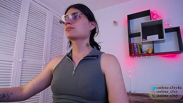 selene s3x online show from January 2026 11:30:01 PM