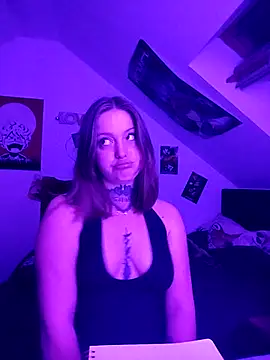 Amatrice X online show from May 2026 09:53:01 PM