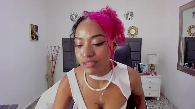 summer williams18 online show from December 2025 12:08:01 AM