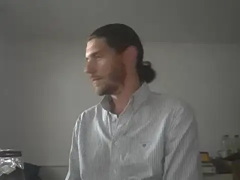 Snapshot of captainckring chatting on May 2026 06:13:02 PM captainckring online show from May 2026 06:13:02 PM