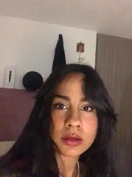 Snapshot of SelinaCatt_ chatting on October 2025 10:30:01 PM SelinaCatt online show from October 2025 10:30:01 PM