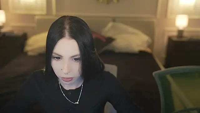 VivianSweet  online show from April 2026 10:41:01 AM