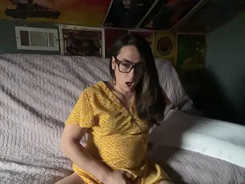 Snapshot of mayra_mayhem chatting on February 2026 02:32:02 PM mayra mayhem online show from February 2026 02:32:02 PM