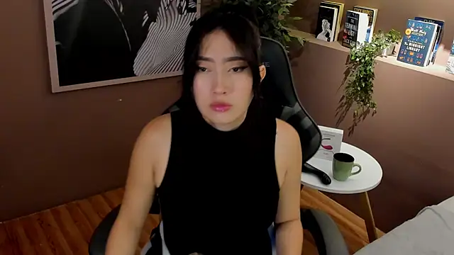 Skyyle  online show from July 2026 01:28:02 PM
