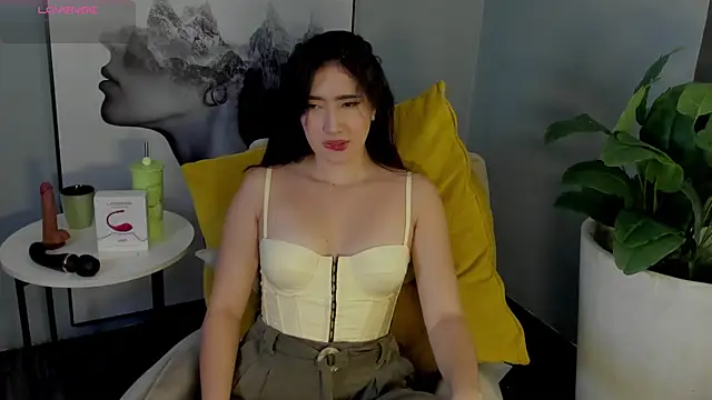 Skyyle  online show from July 2026 05:27:01 PM