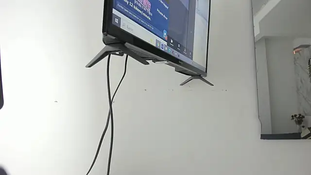 Lady miss    online show from February 2026 12:20:02 PM