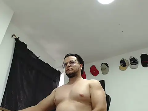 cloudsxxx online show from February 2026 08:24:01 PM