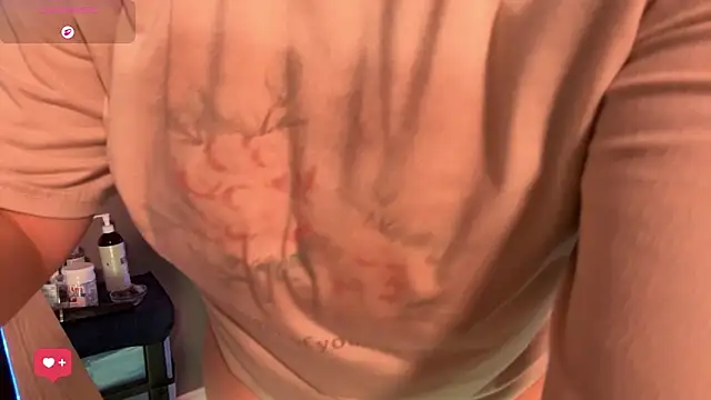 Charlies world online show from December 2025 06:04:01 PM