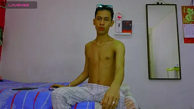 dylan apol0 online show from March 2026 02:15:01 AM