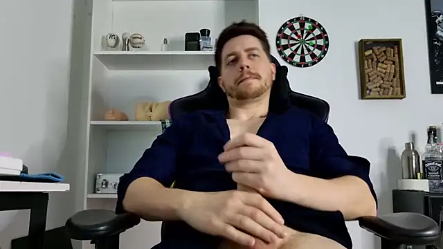 aaron nvk online show from November 2025 08:47:02 PM