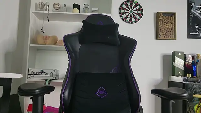 aaron nvk online show from March 2026 09:10:01 PM