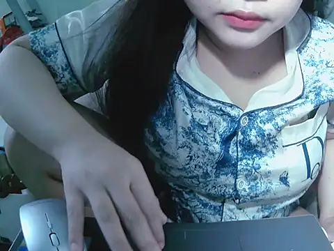 Lily3322 online show from March 2026 05:29:01 PM